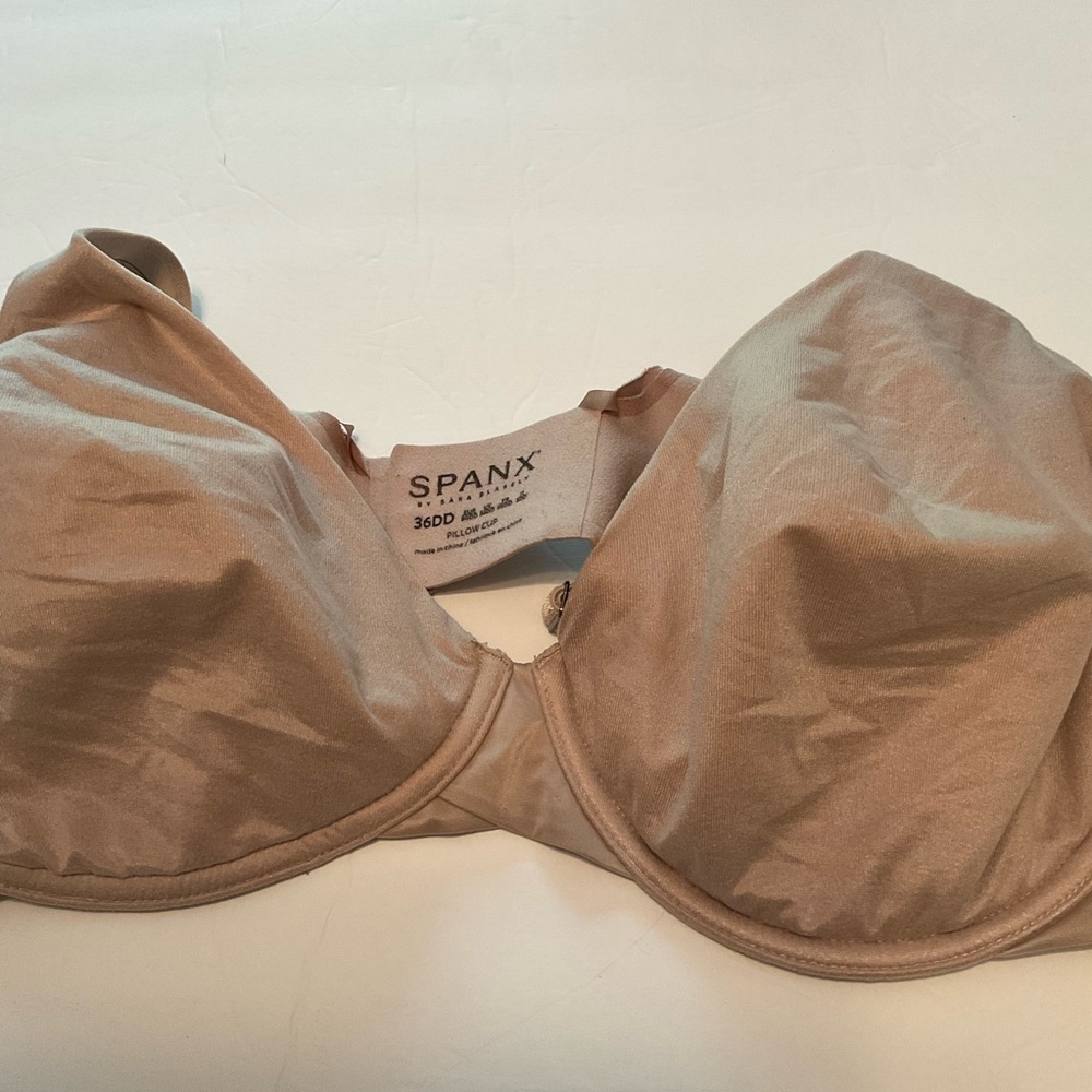 SPANX Pillow Cup Bra